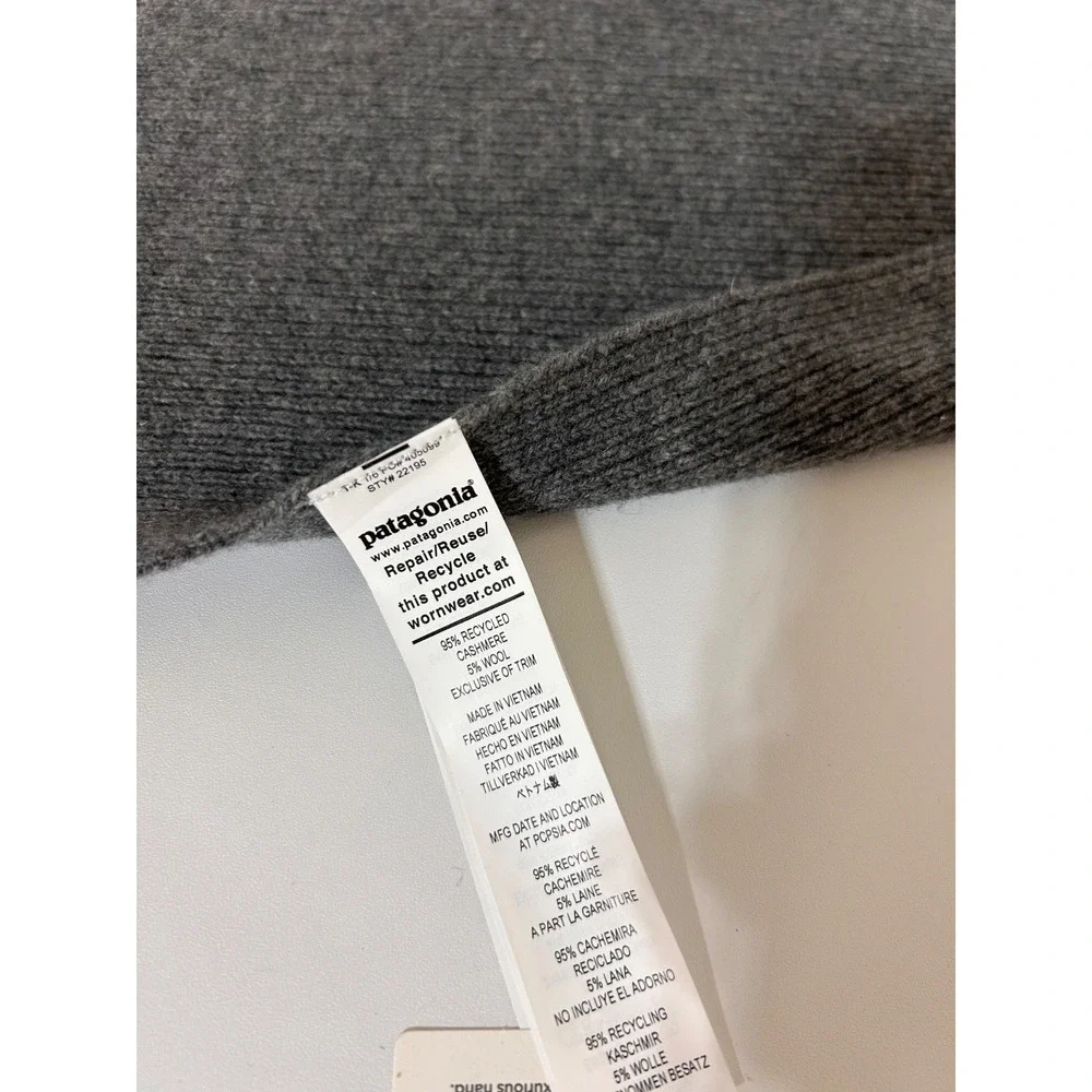 NWT $99 Patagonia Cashmere Wool Feather Soft Scarf Heather Gray 62X9 b2